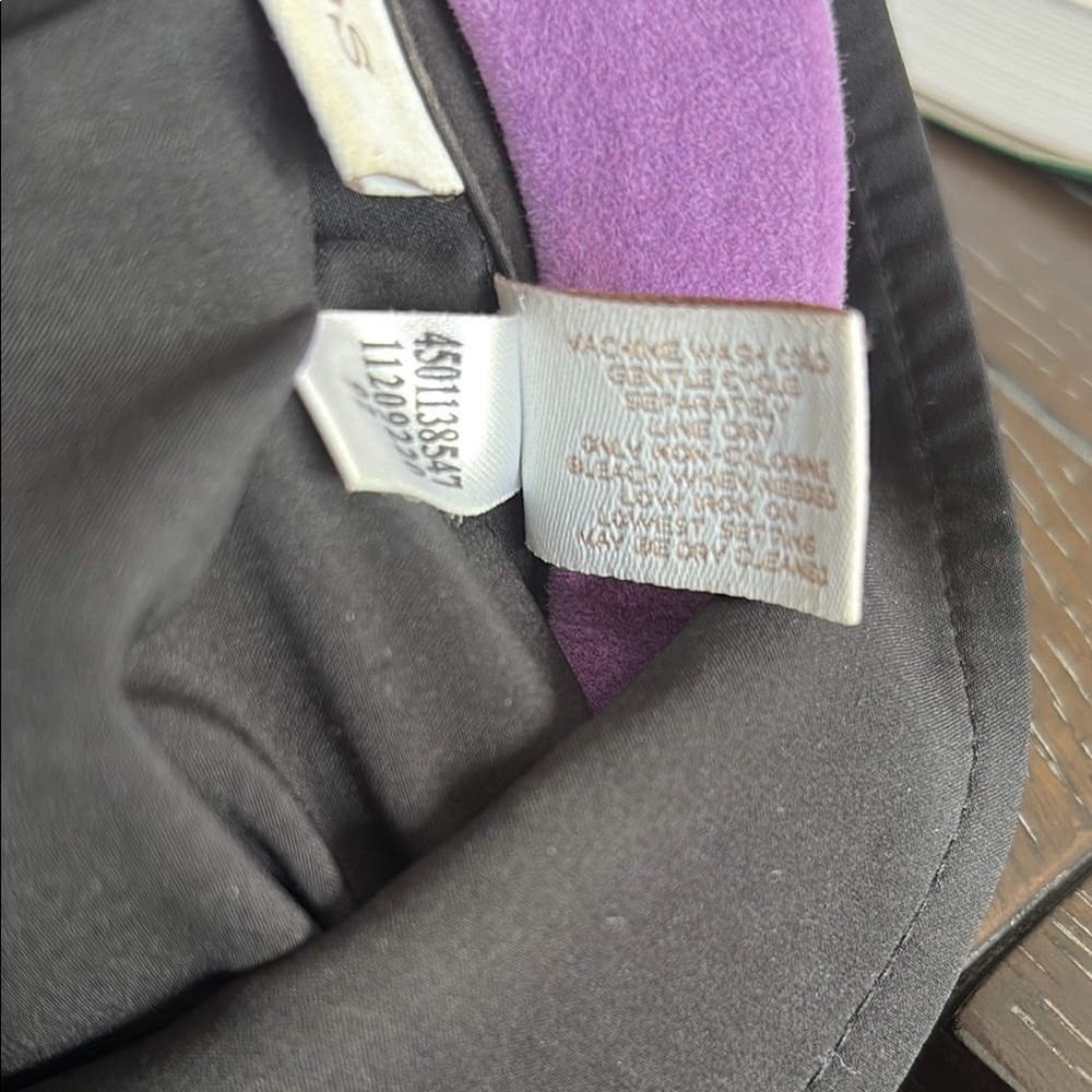 Weekends by Chicos Black Lightweight Athleisure Vest - Size 2.0 - Picture 7 of 10